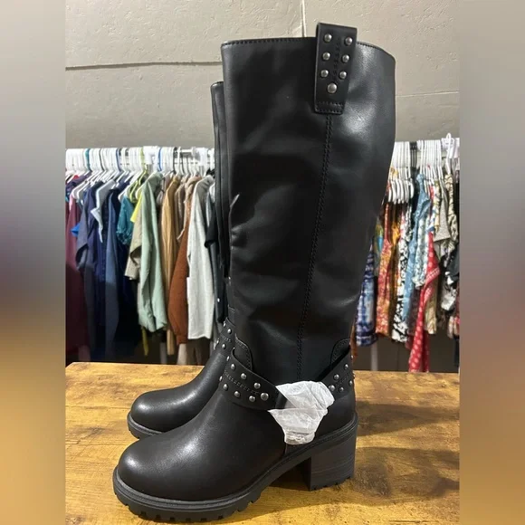 Frye and Co. Adriane Stacked Heel Boots in Black NWT 7.5M - Picture 7 of 9